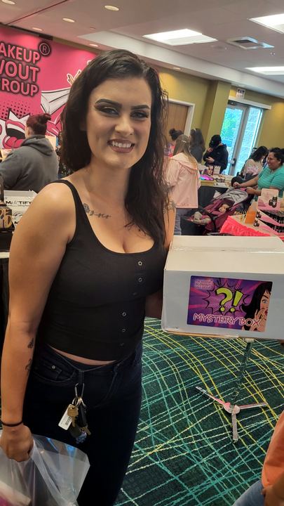 Happy customer with Mystery Box