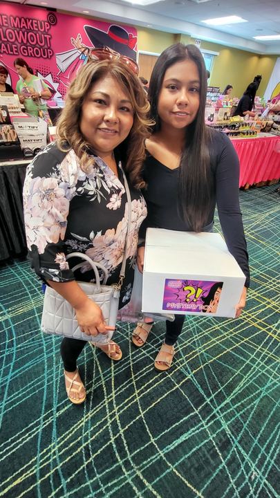 Happy customer with Mystery Box